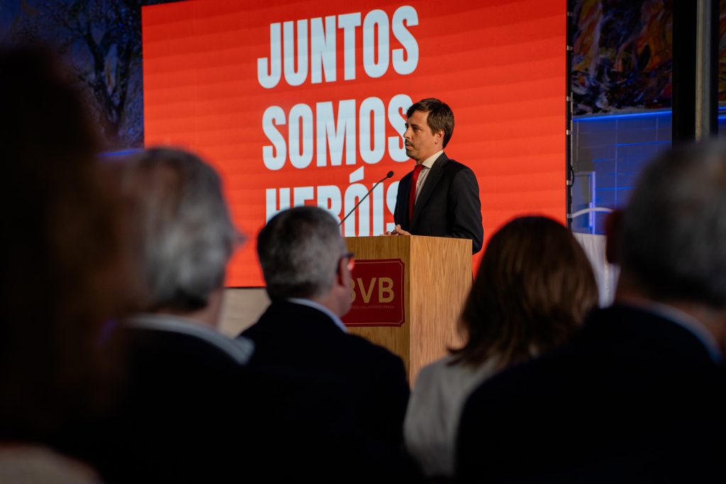 bvb juntos somos herois 168